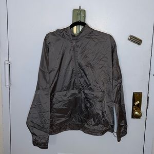 Aerie OFFLINE light rain/sport jacket zip up in grey size XL